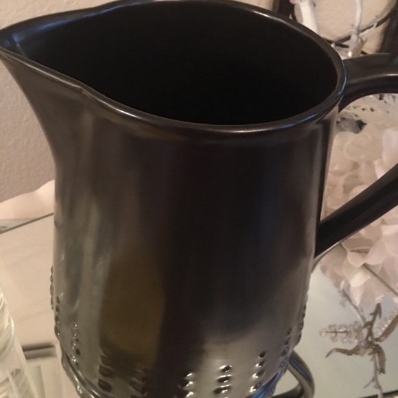 American Atlier Black Pearl pitcher - Picture 2 of 8